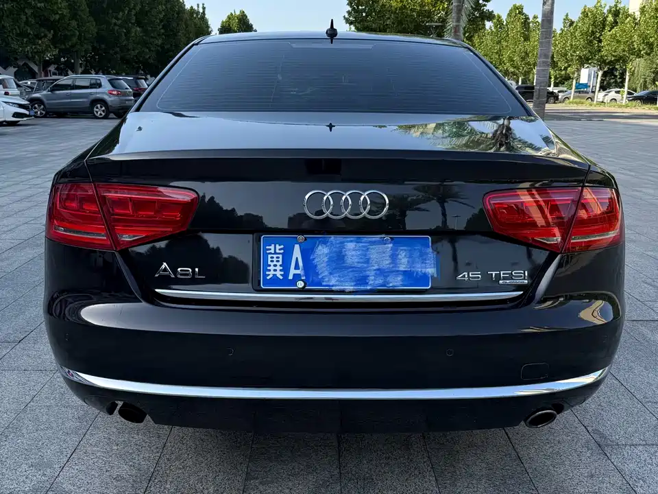 Audi A8 Audi A8