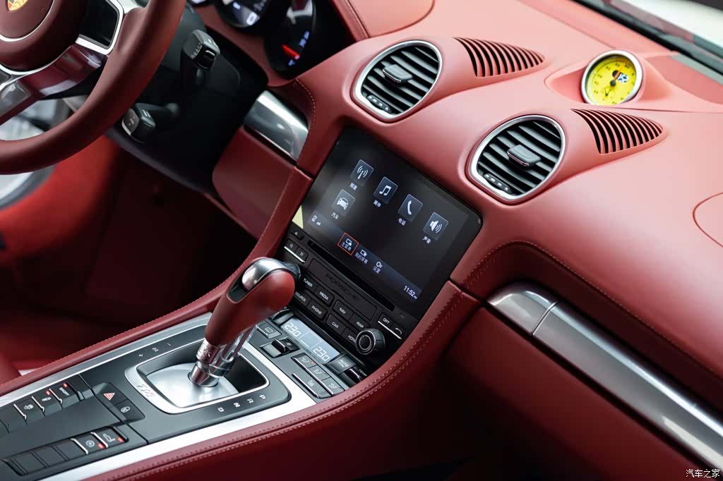 Porsche Cayman, 2018 14