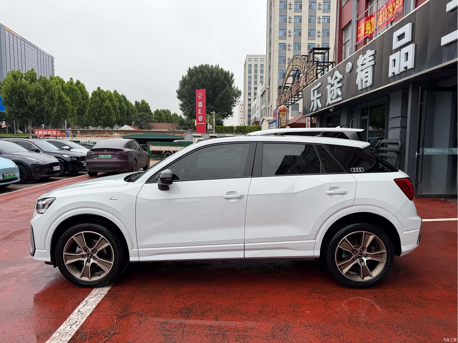 Audi Q2L, 2022 3