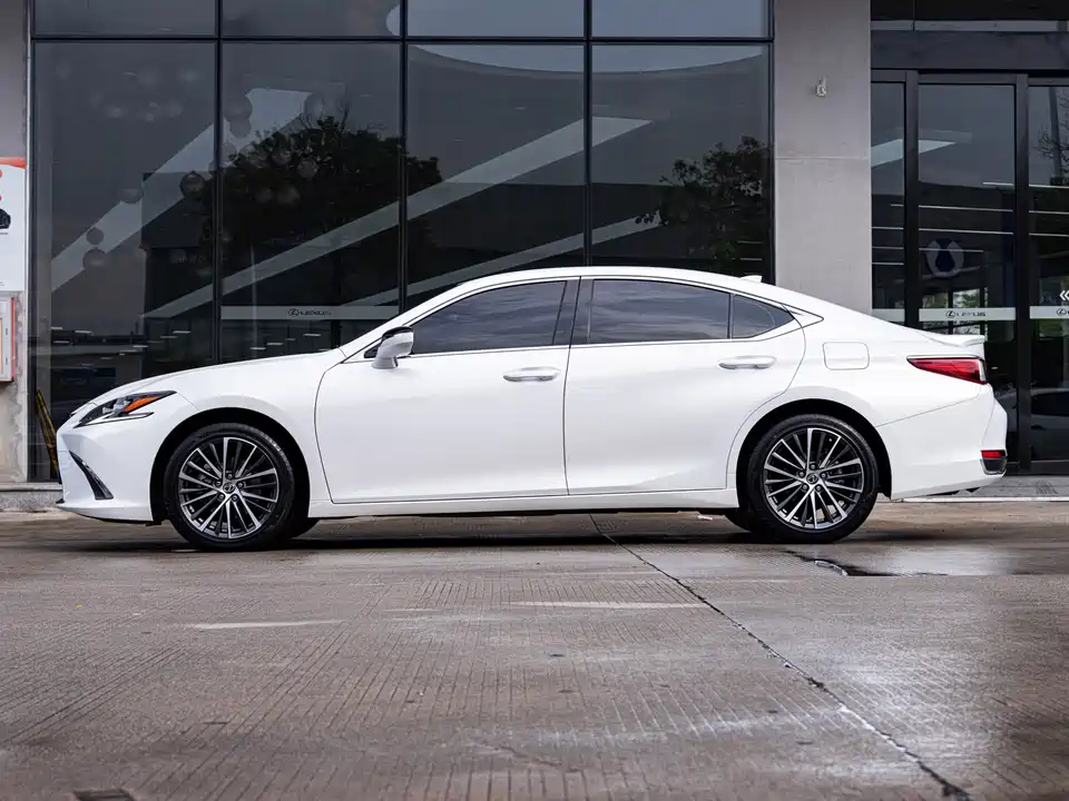 Lexus ES Lexus ES