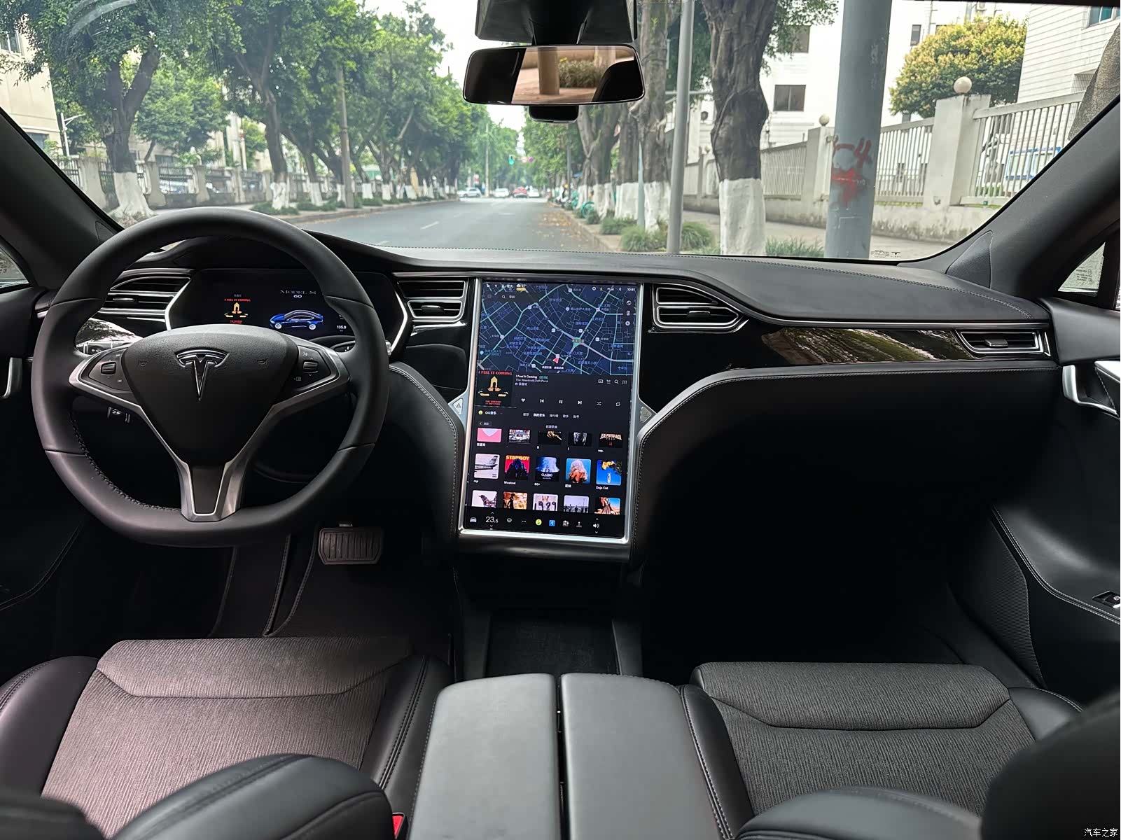 Tesla Model S, 2017 6