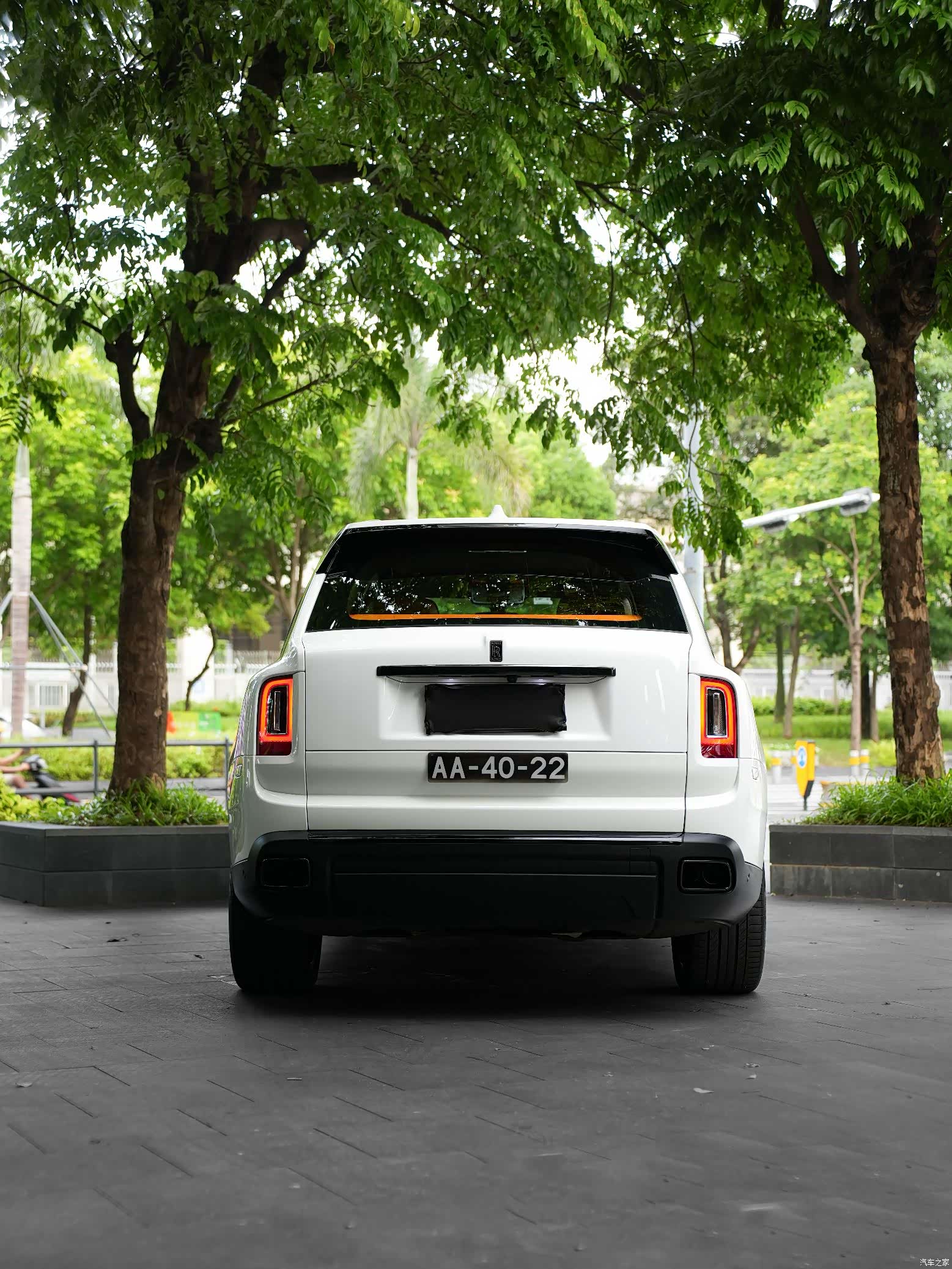 Rolls-Royce Cullinan, 2022 7
