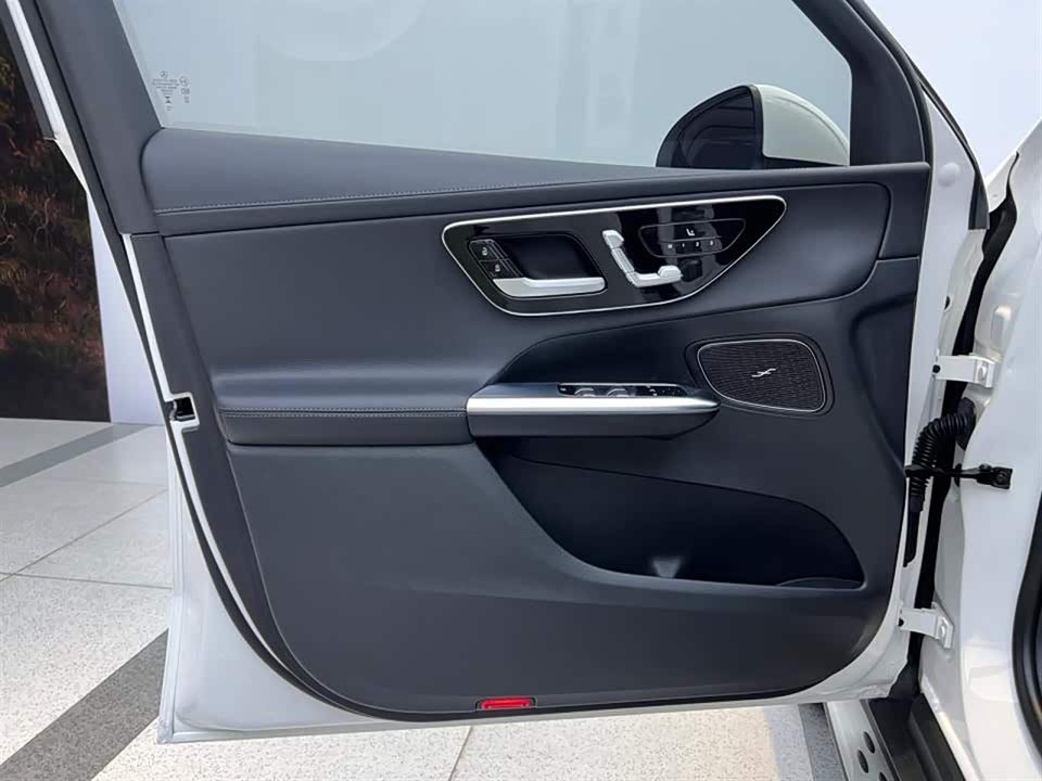 Mercedes-Benz GLC Mercedes-Benz GLC