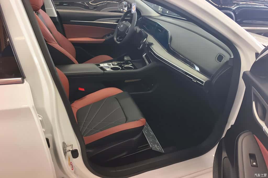 Changan Eado, 2022 8