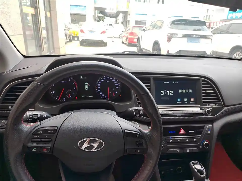 Hyundai Lead Hyundai Lead