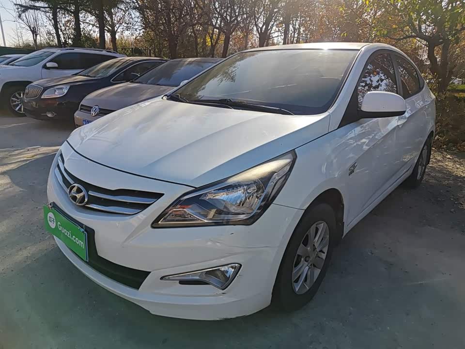 Hyundai Rena