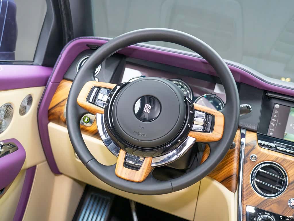 Rolls-Royce Cullinan, 2022 23