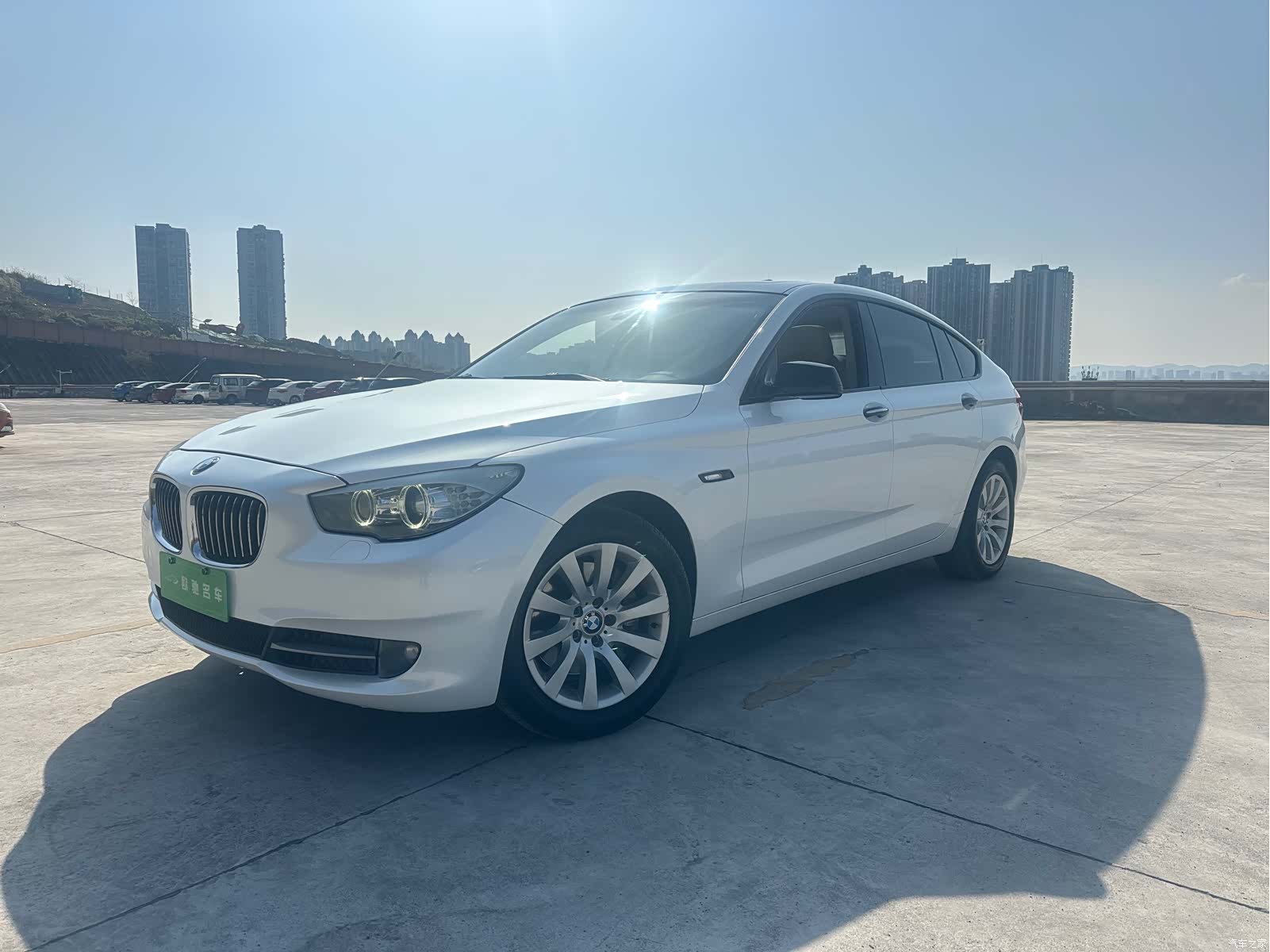 BMW 5 Series, 2011 1