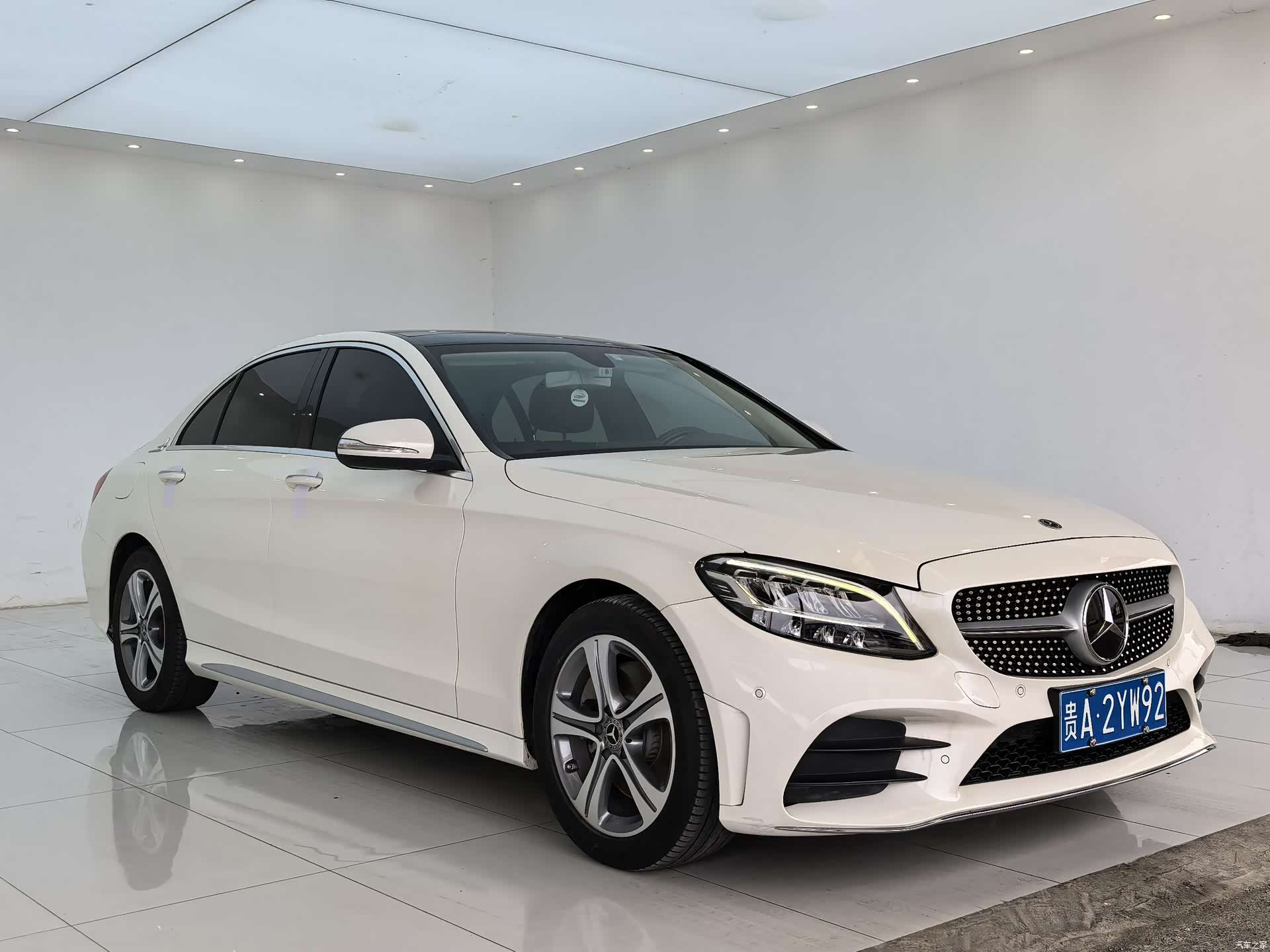 Mercedes-Benz C-Class, 2019 3