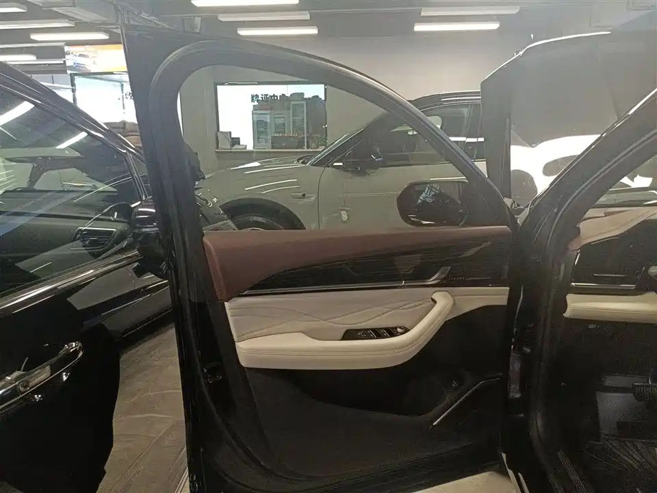 Geely Monjaro