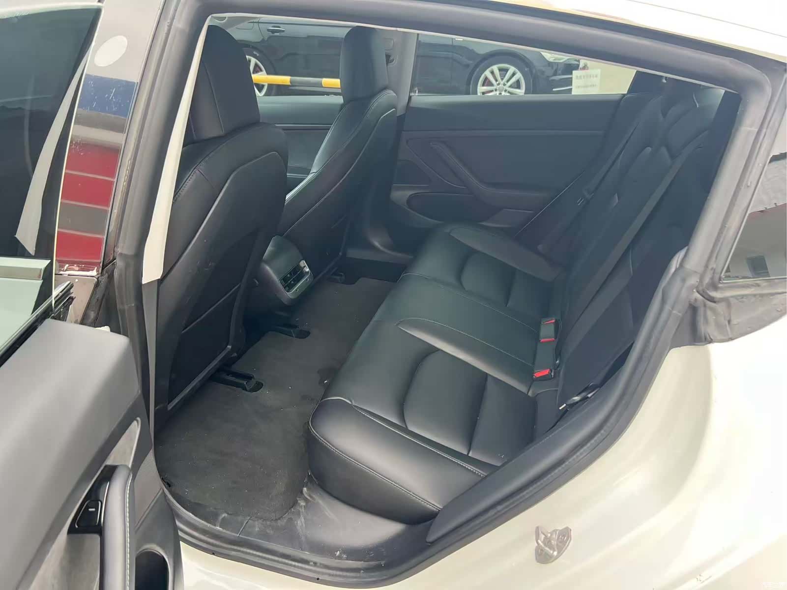 Tesla Model 3, 2020 8