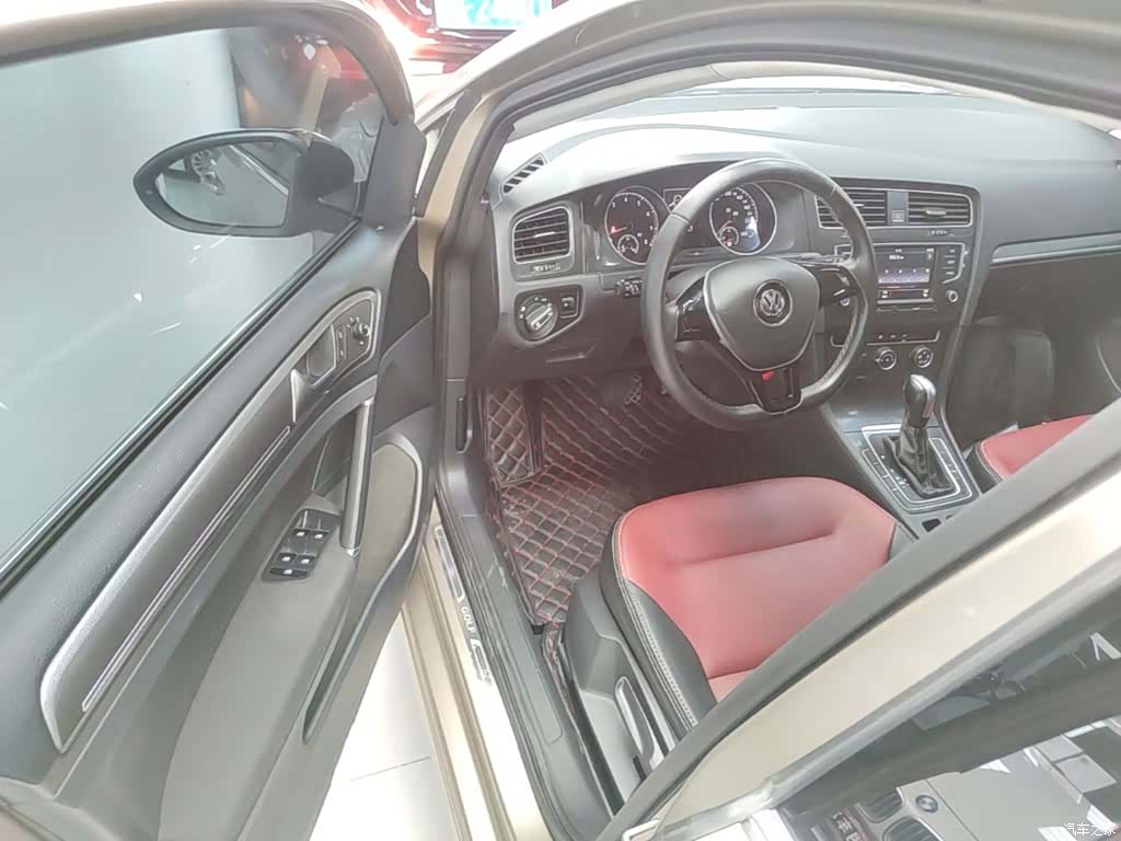 Volkswagen Golf, 2017 16