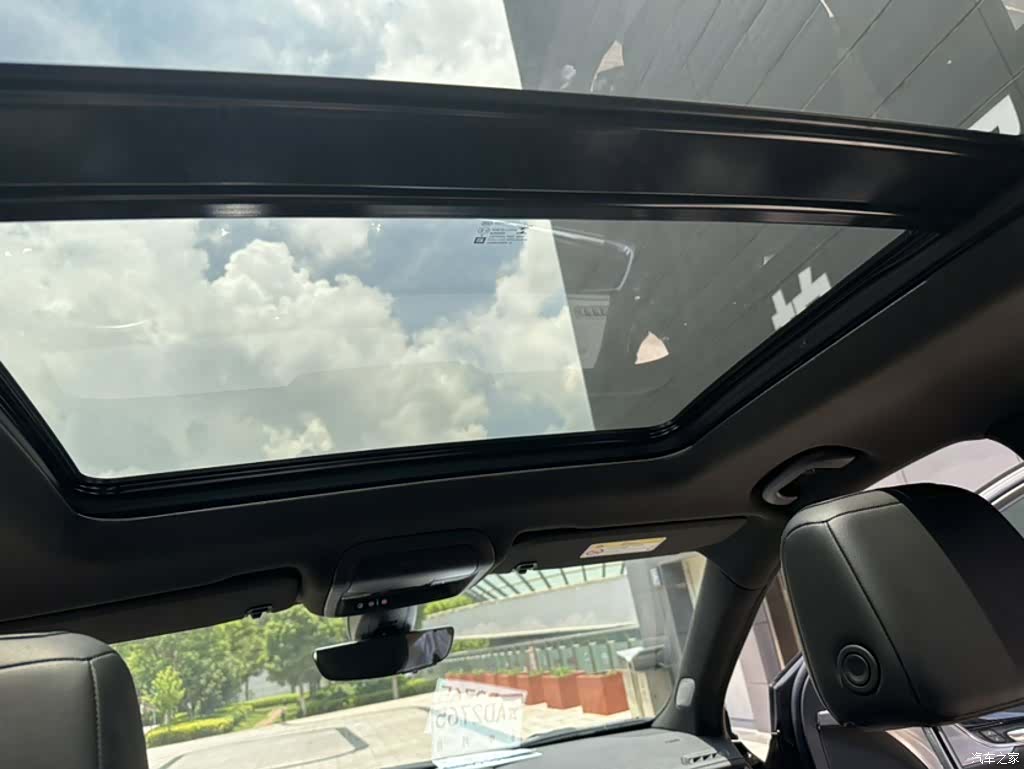 Cadillac XT6, 2022 23