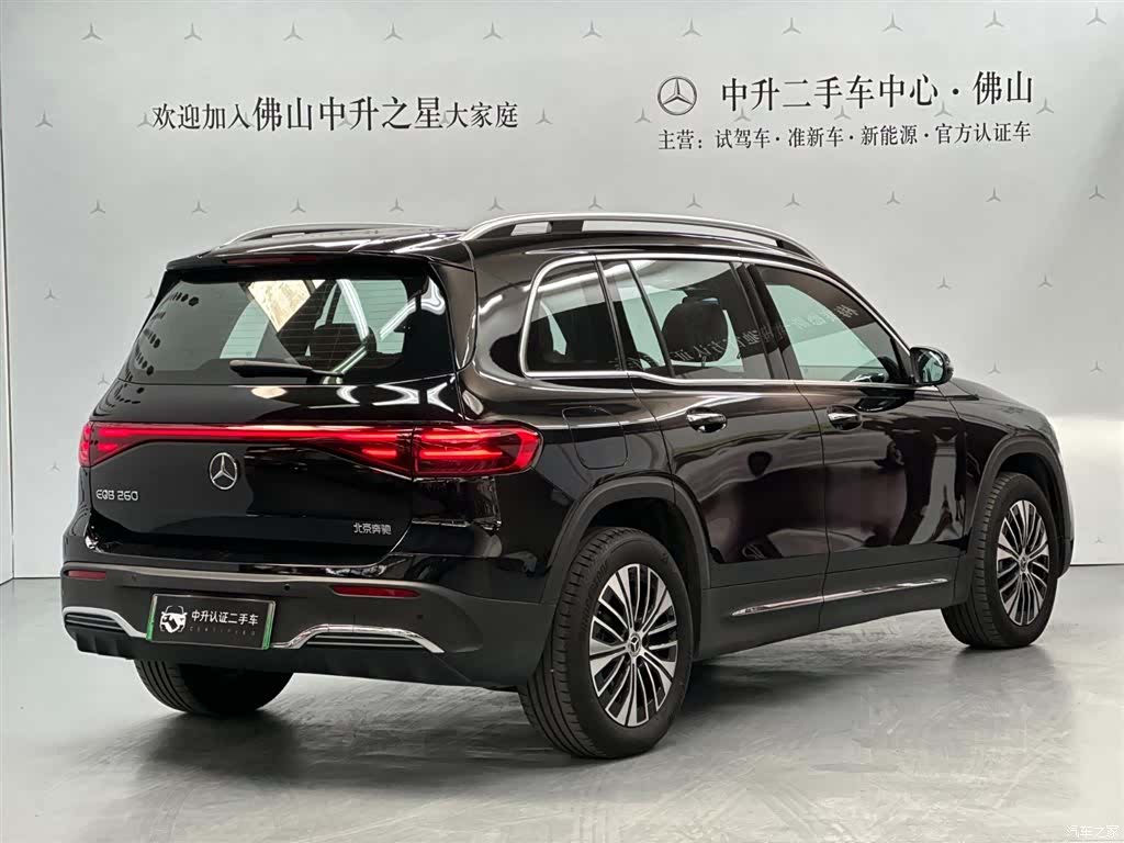 Mercedes-Benz EQB, 2024 2