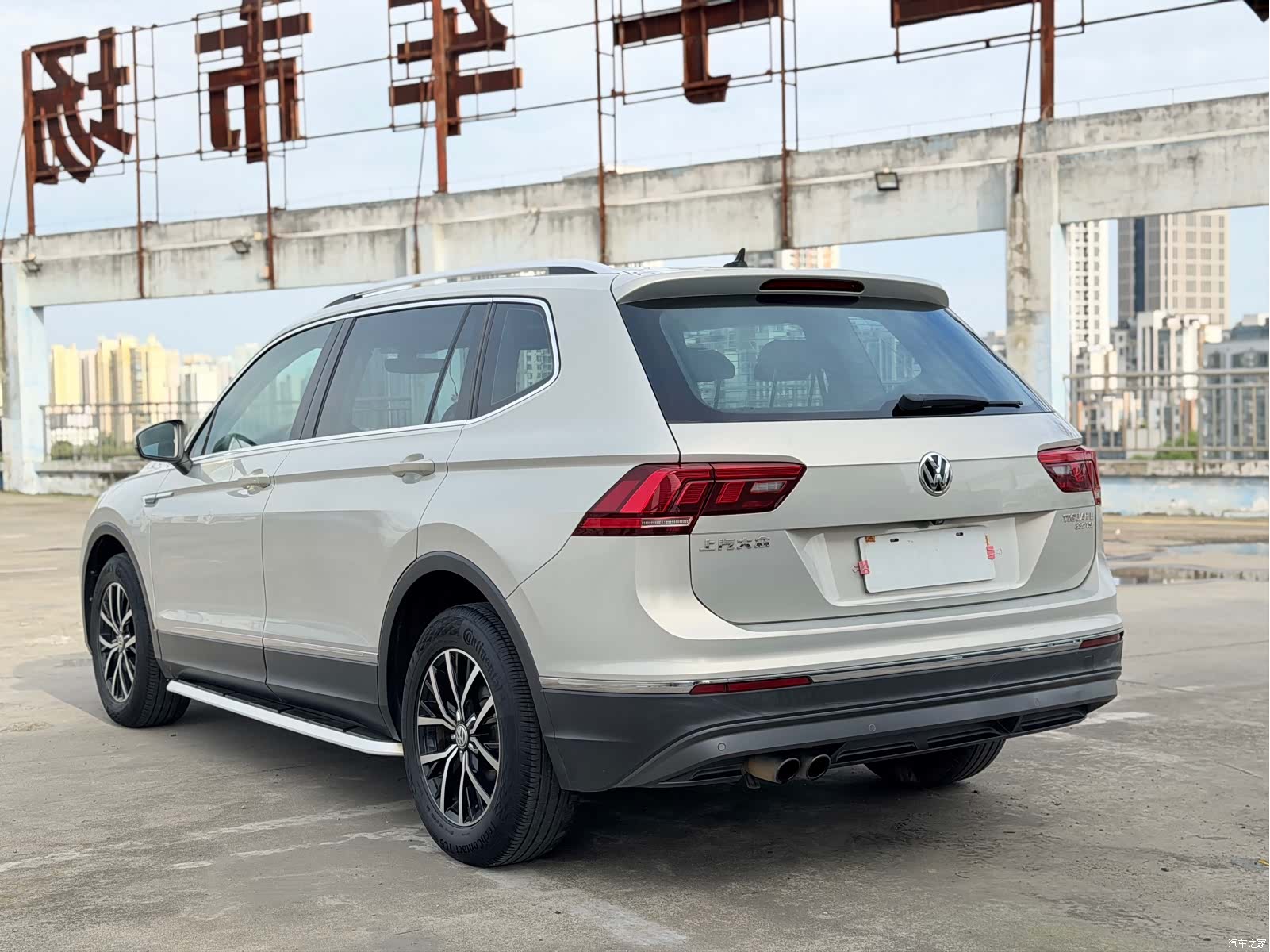 Volkswagen Tiguan L, 2017 10