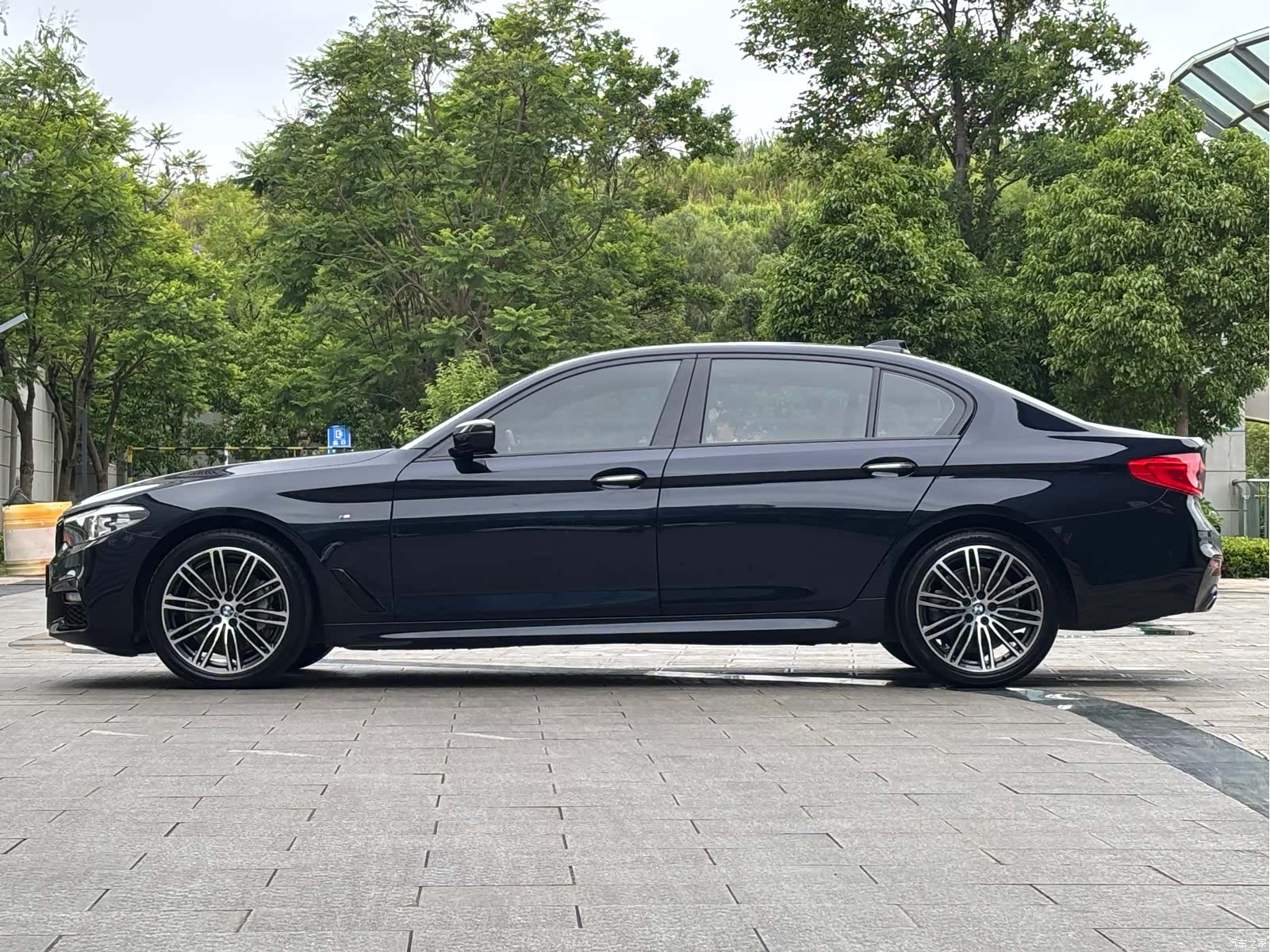 BMW 5 Series, 2018 4