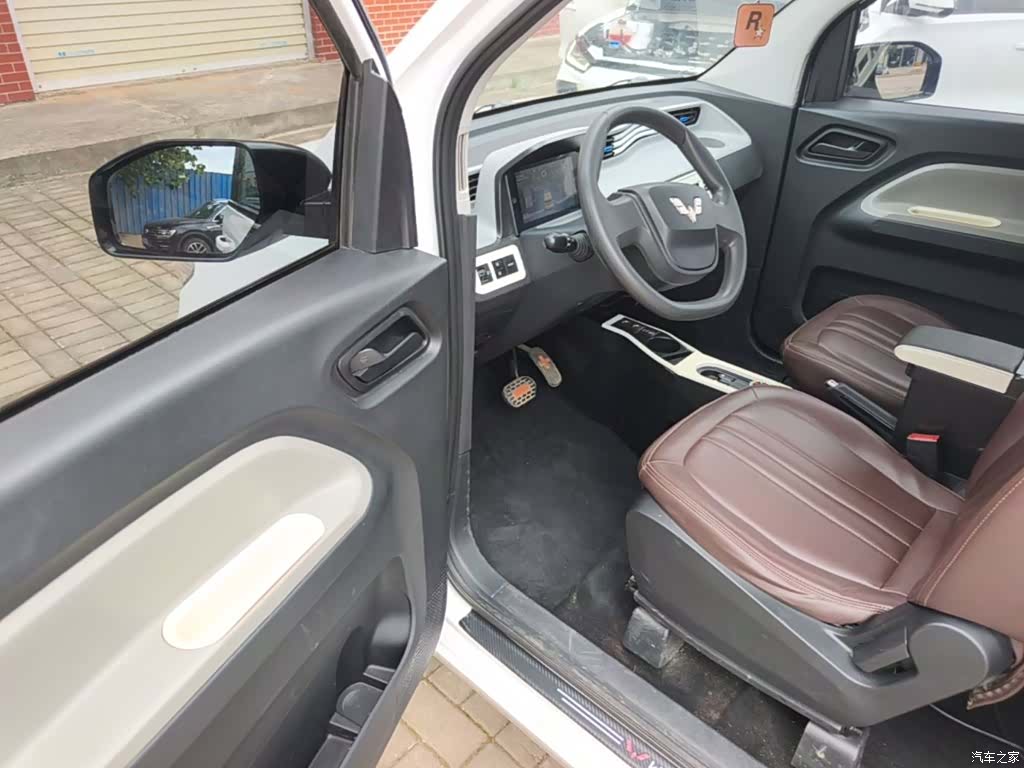 Wuling MINIEV, 2022 16