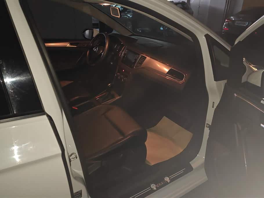 Volkswagen Golf*Jiayu Volkswagen Golf*Jiayu