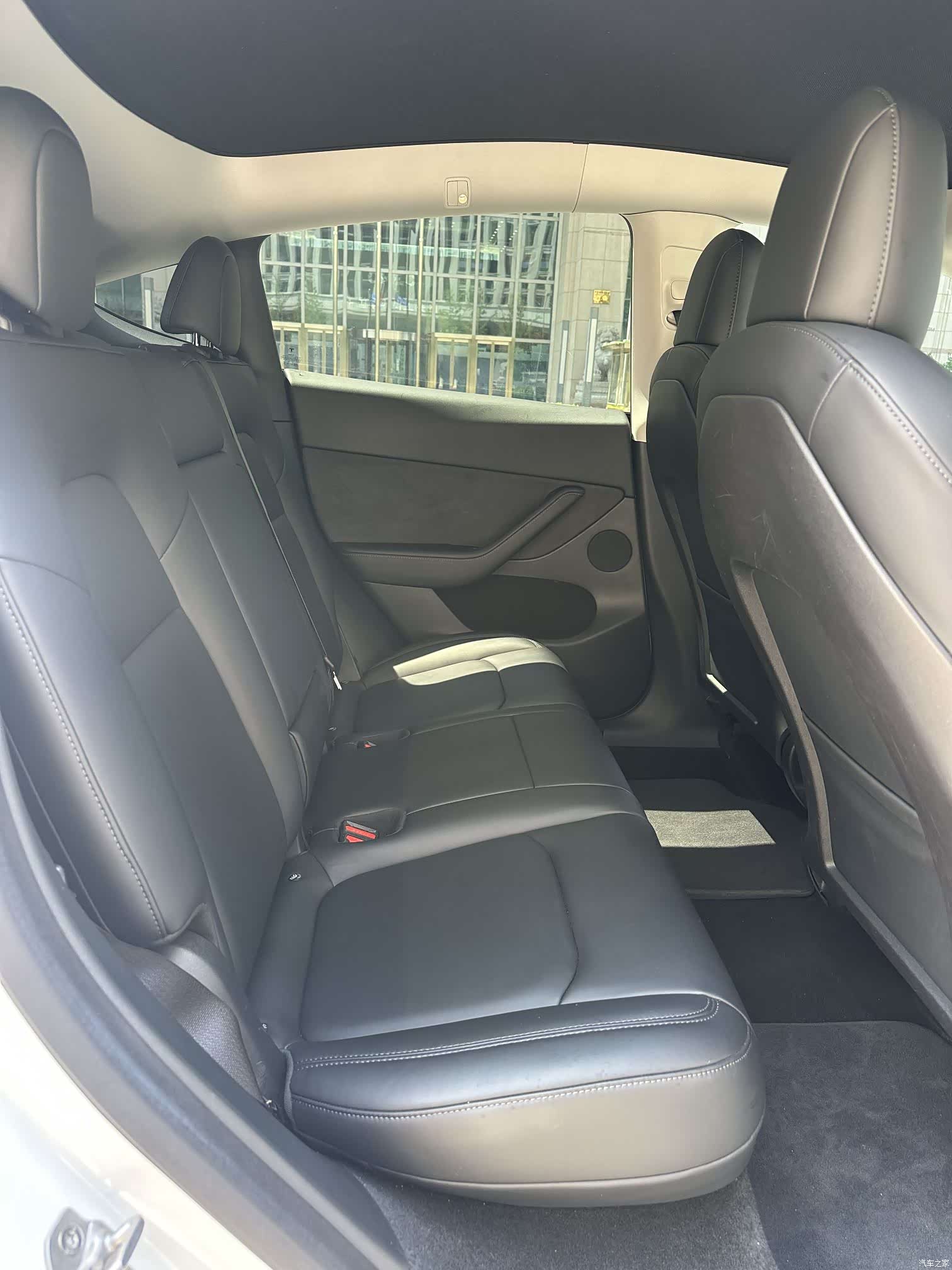 Tesla Model Y, 2022 8
