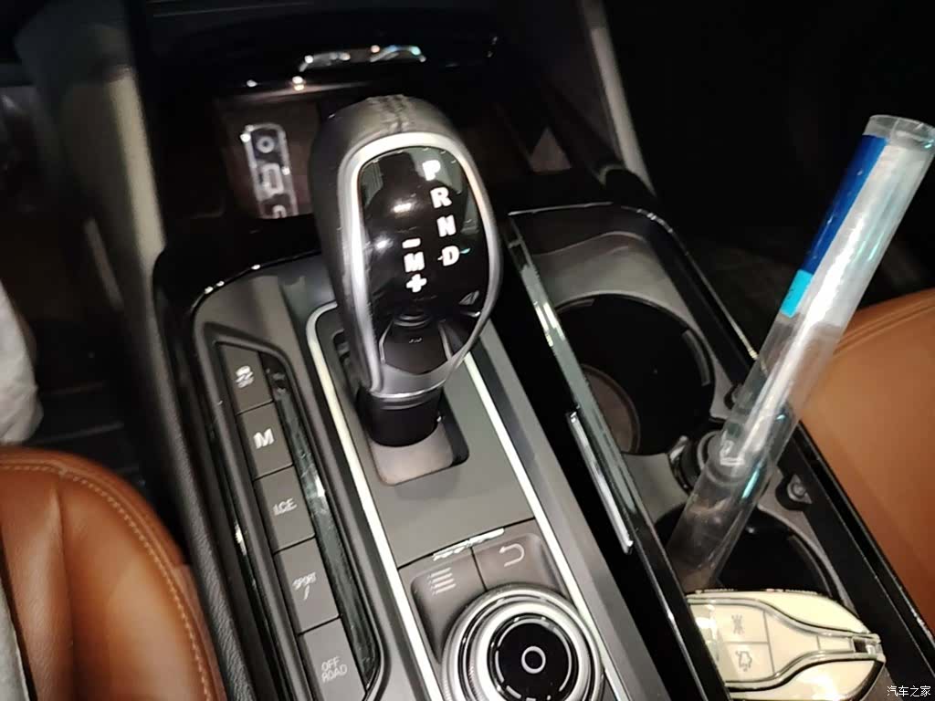 Maserati Levante, 2018 14
