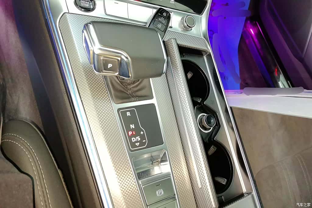 Audi A6L, 2023 16
