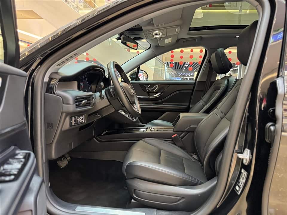 Lincoln Adventurer