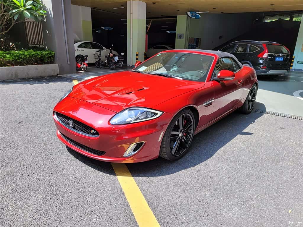 Jaguar XK