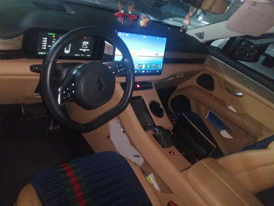 HarmonyOS Ask the world M5