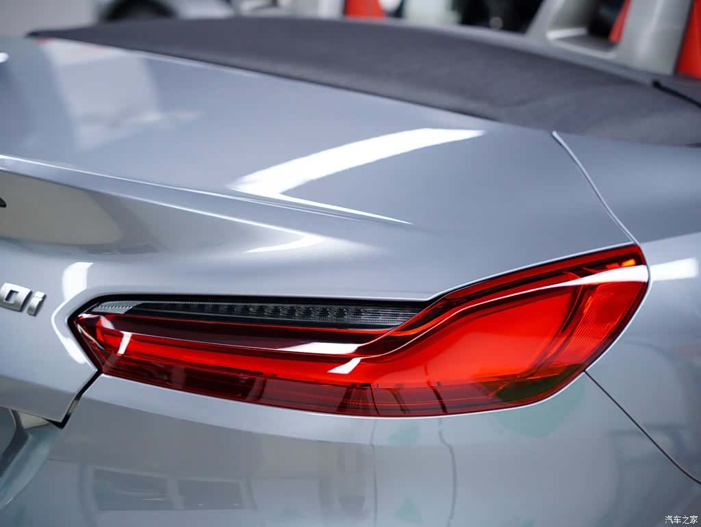 BMW Z4, 2024 4