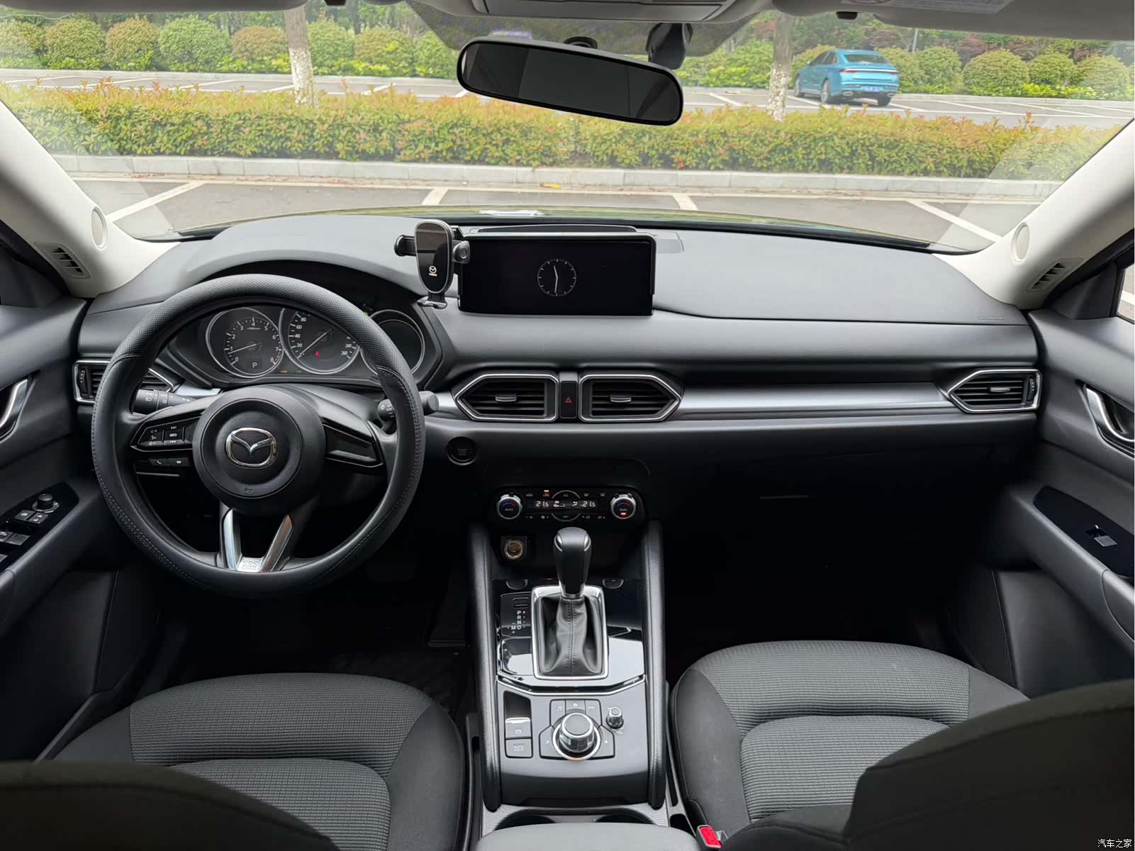 Mazda CX-5, 2025 13