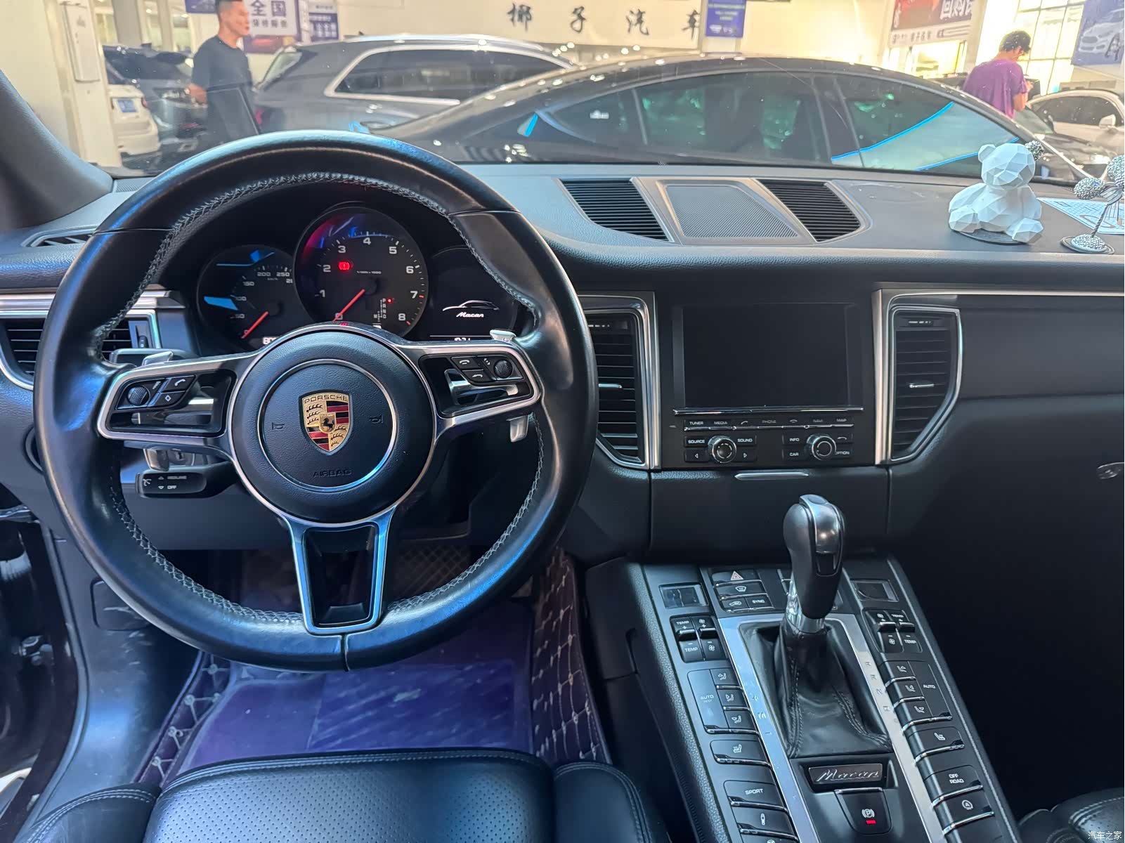 Porsche Macan, 2016 8