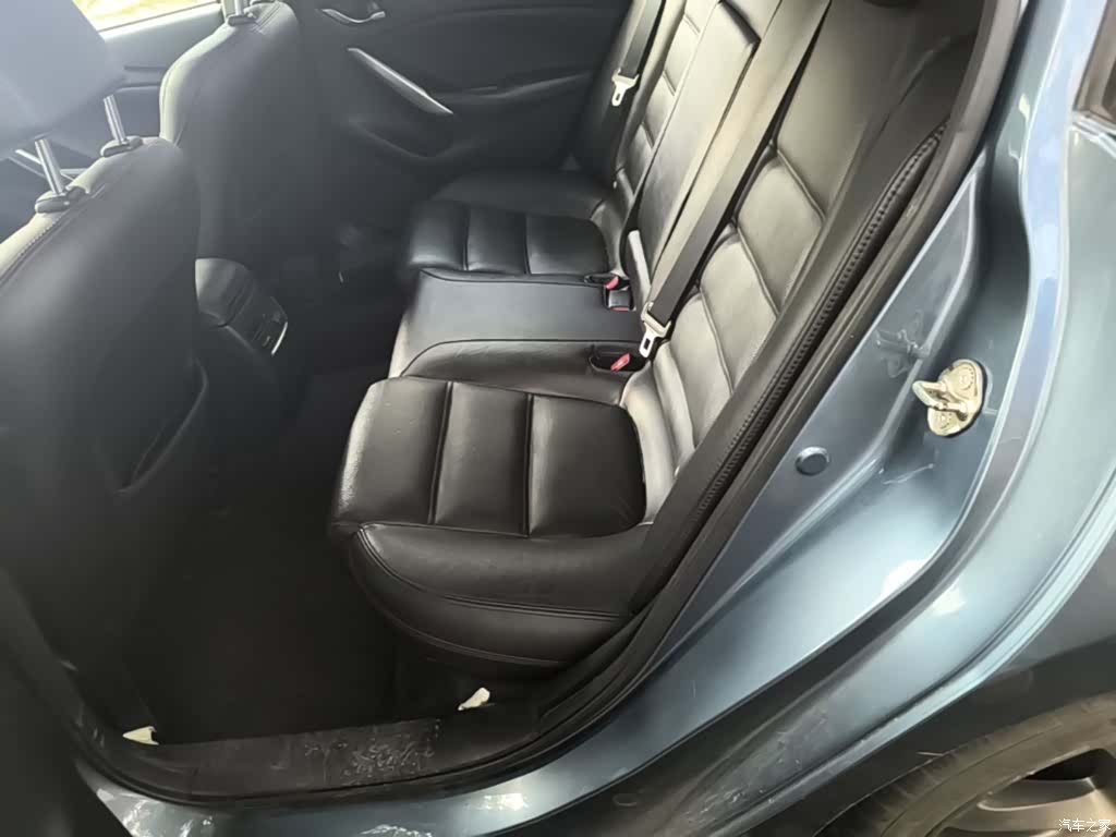 Mazda Atenza, 2016 13