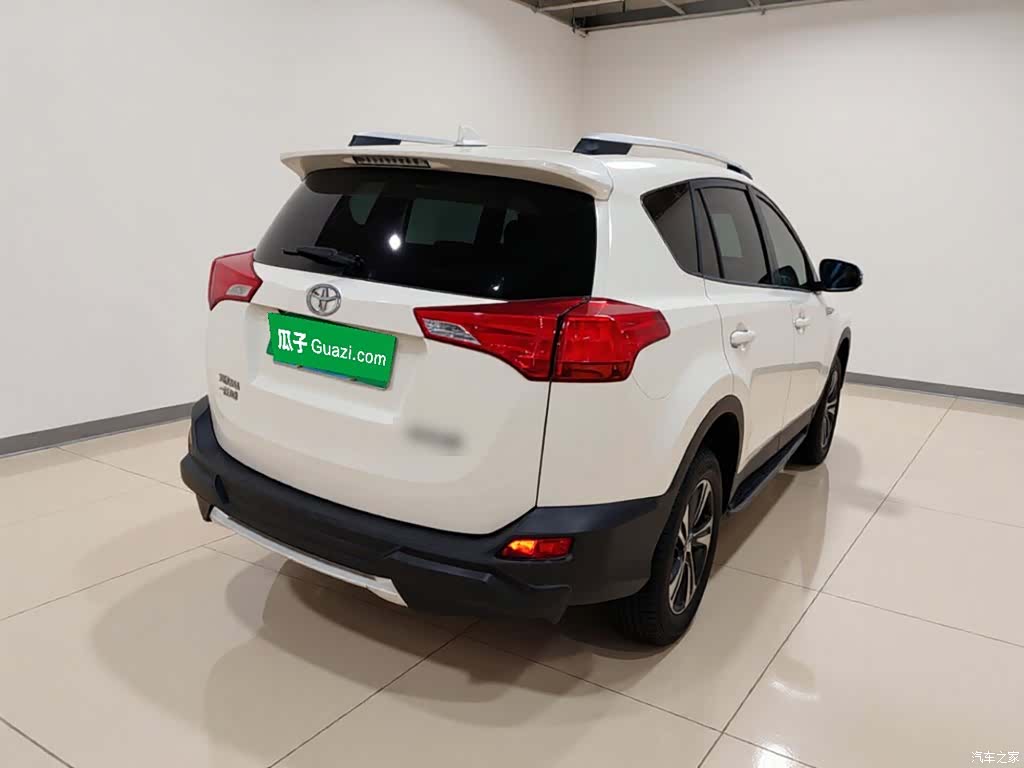 Toyota RAV4, 2016 6