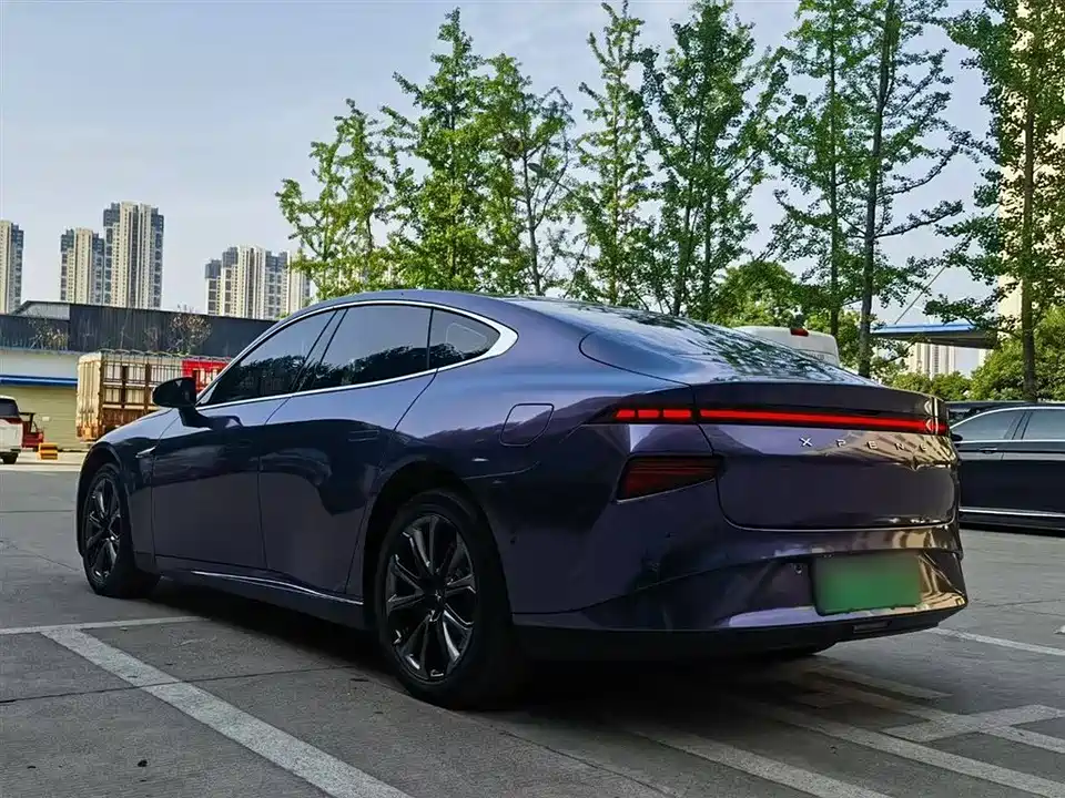 XPENG P7
