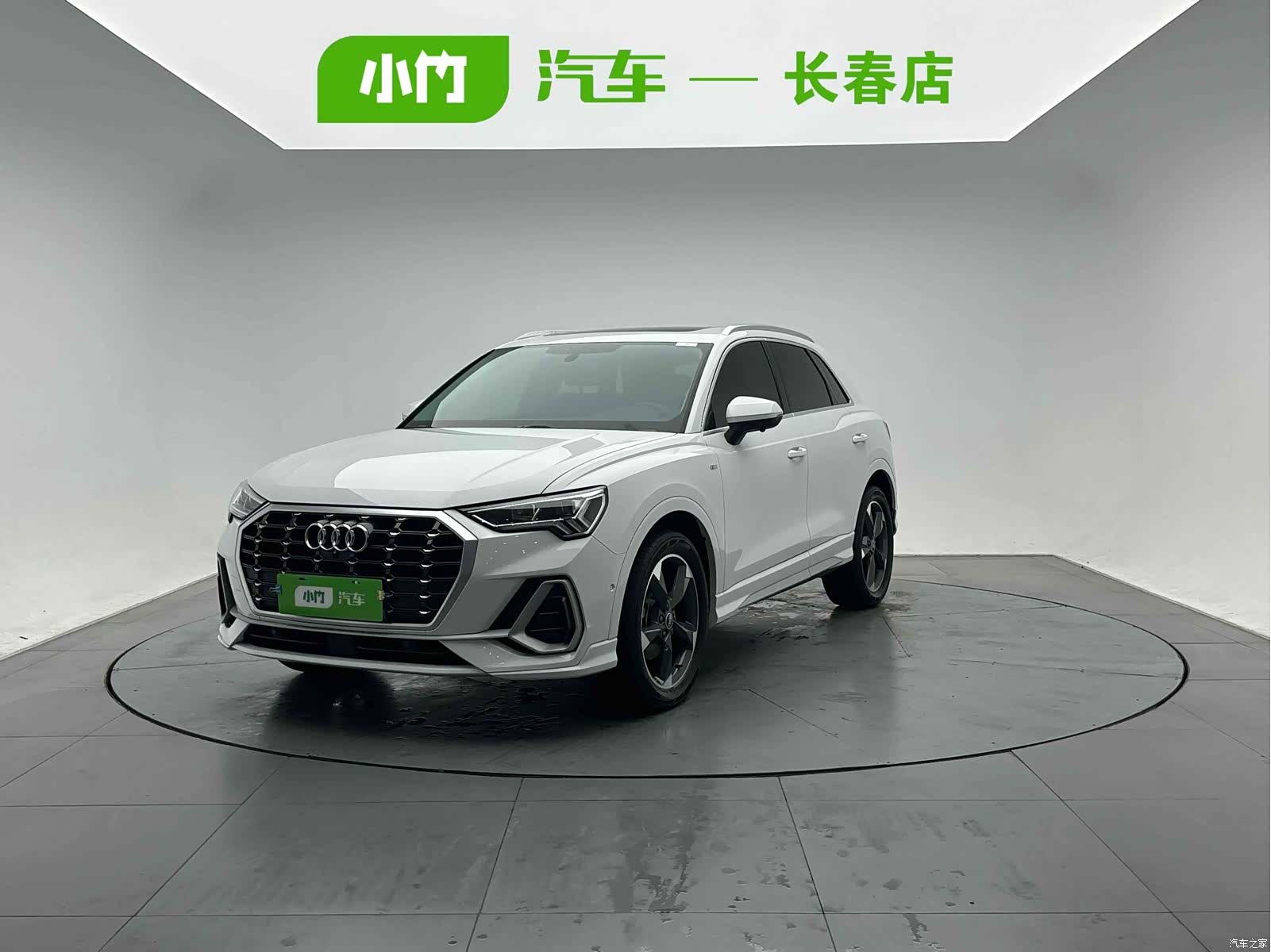 Audi Q3, 2022 1