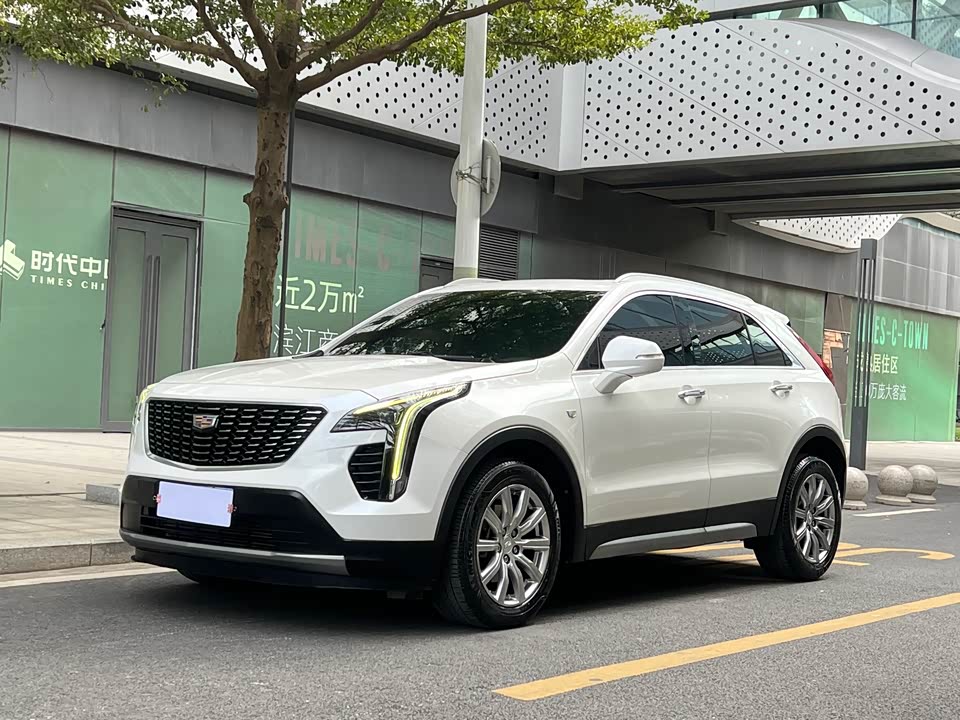 Cadillac XT4