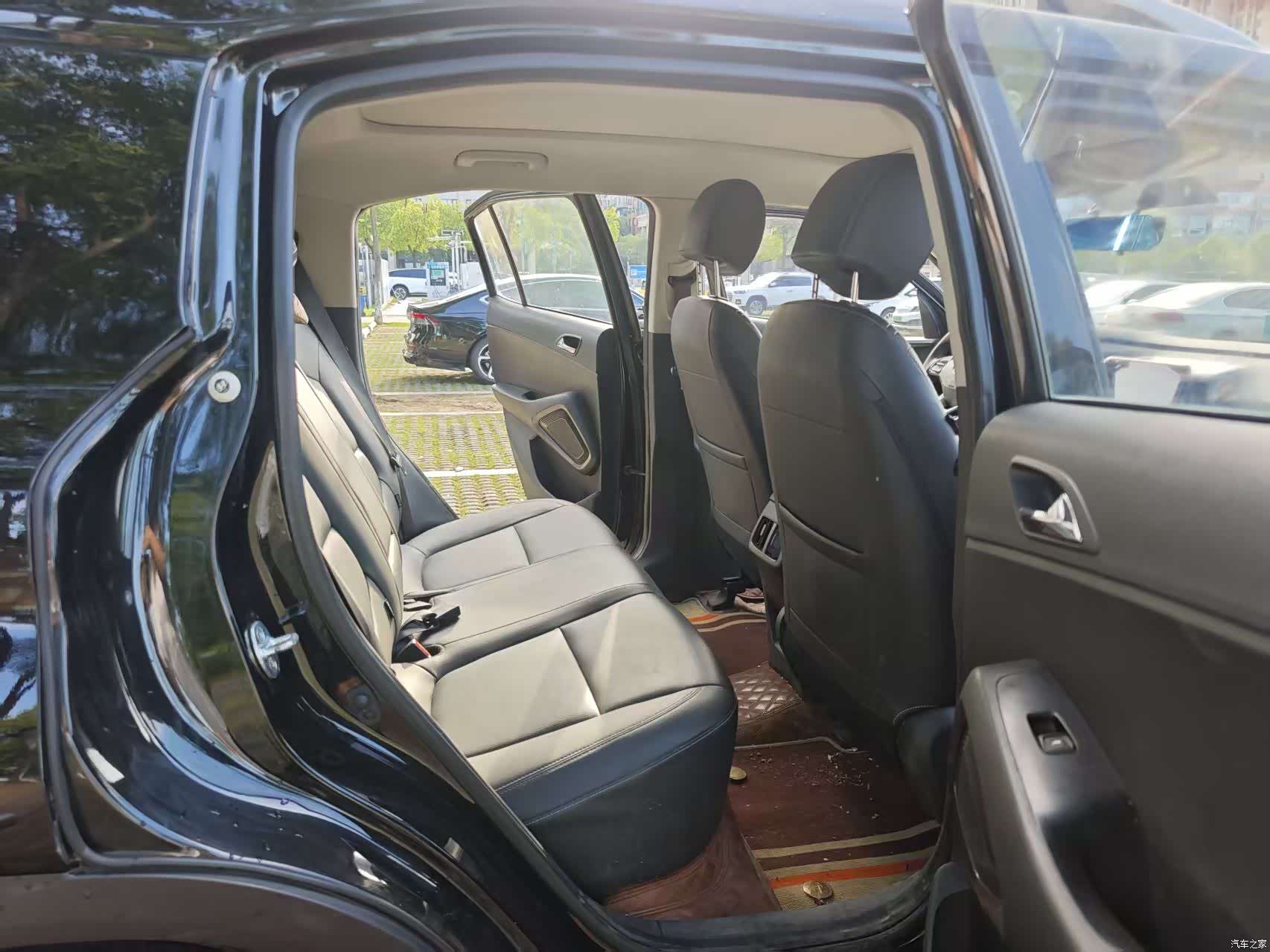 Hyundai ix35, 2022 8
