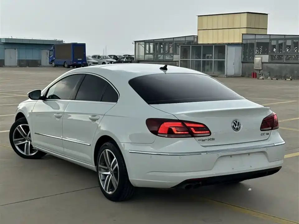 Volkswagen CC
