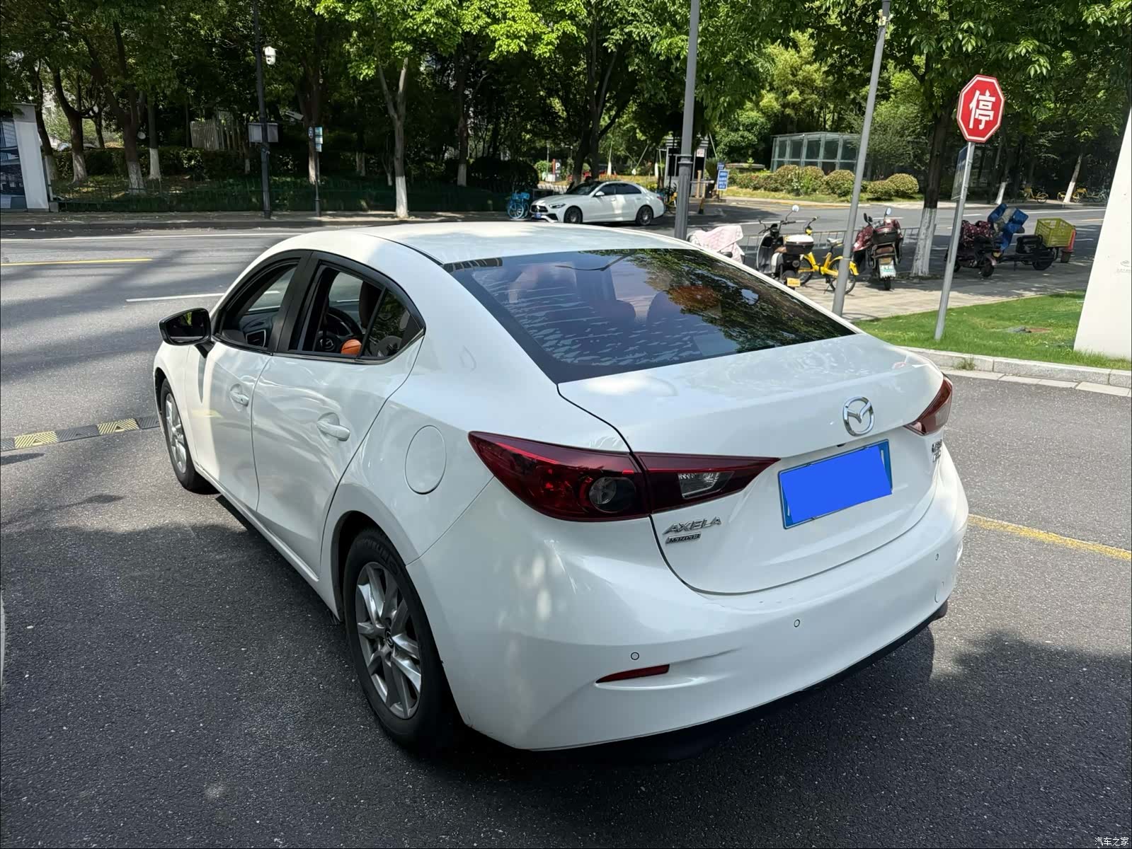 Mazda Mazda3, 2014 14