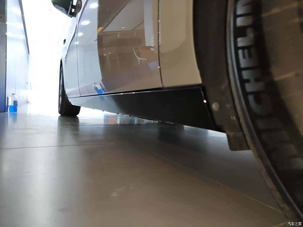 Li Auto MEGA, 2025 22
