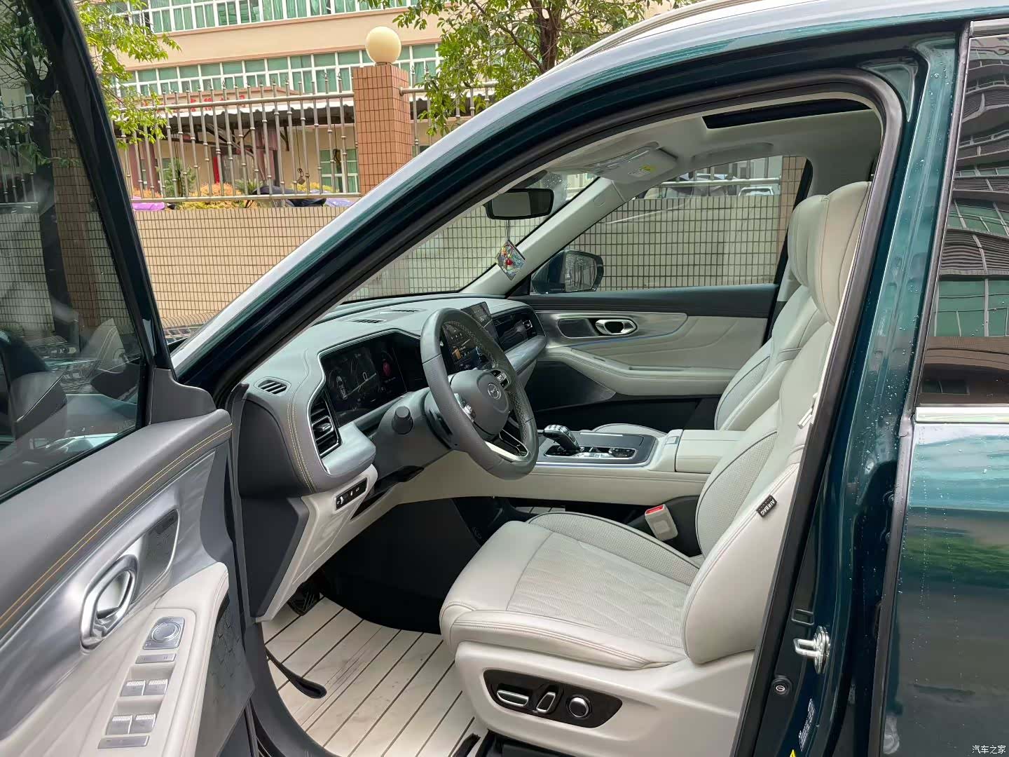 Trumpchi GS8, 2022 4