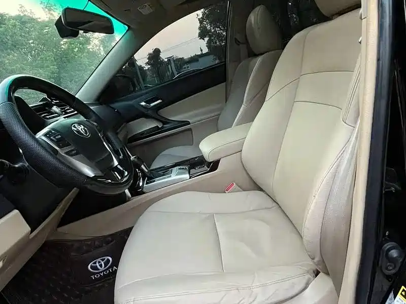 Toyota Reiz Toyota Reiz