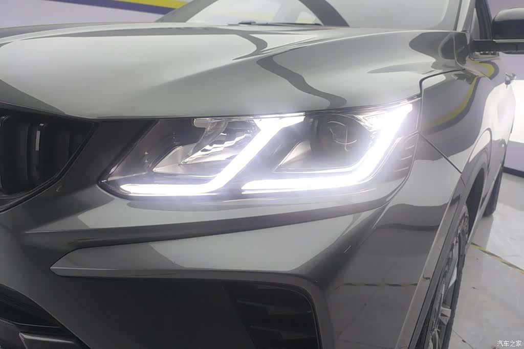Geely Coolray, 2025 все фото