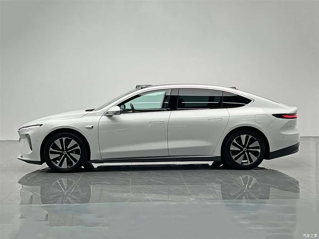 NIO ET7, 2022 3