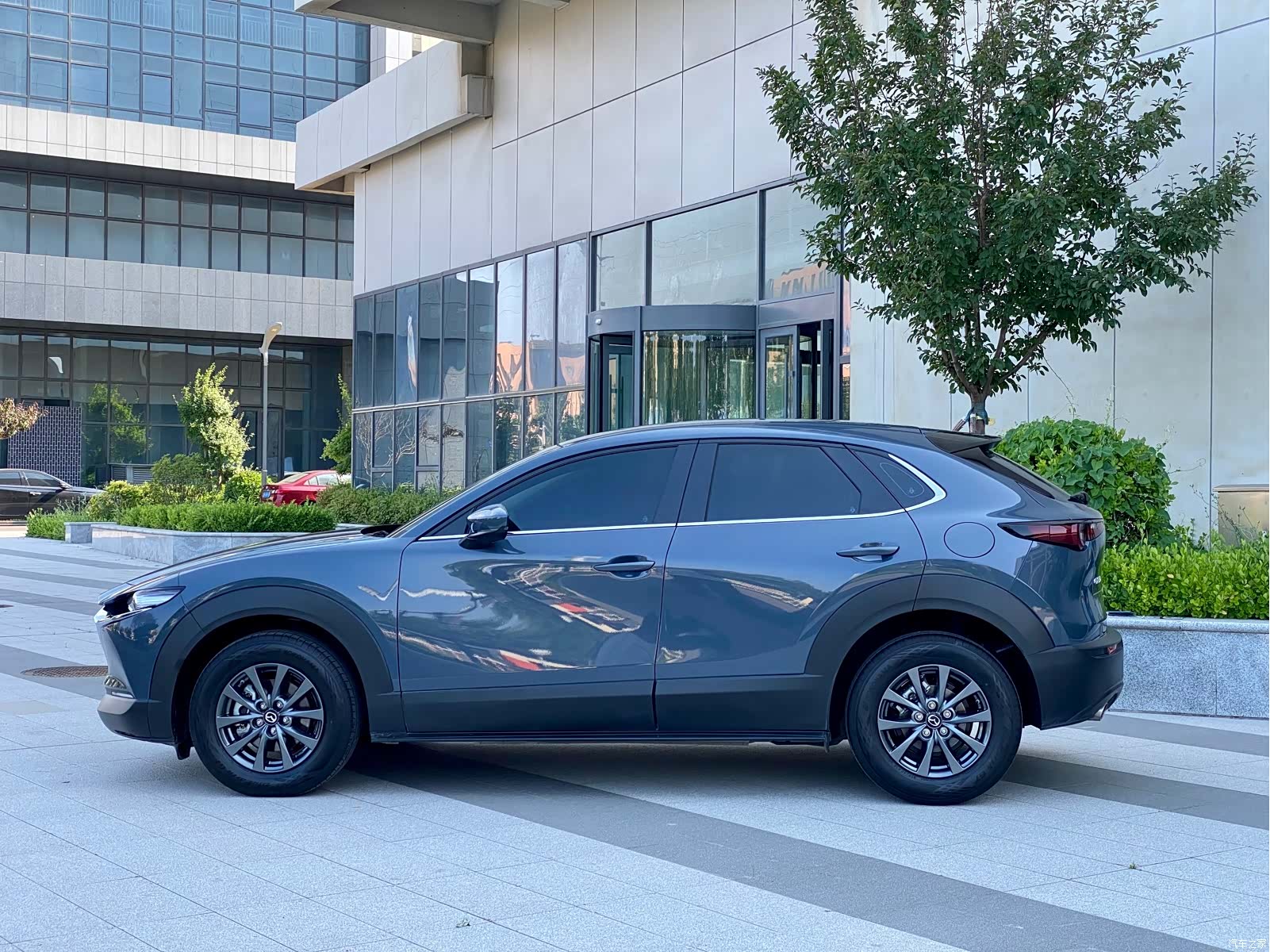Mazda CX-30, 2024 10