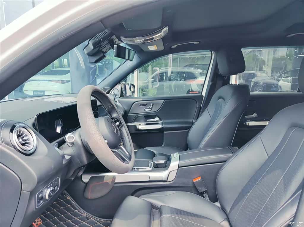 Mercedes-Benz GLB, 2023 10