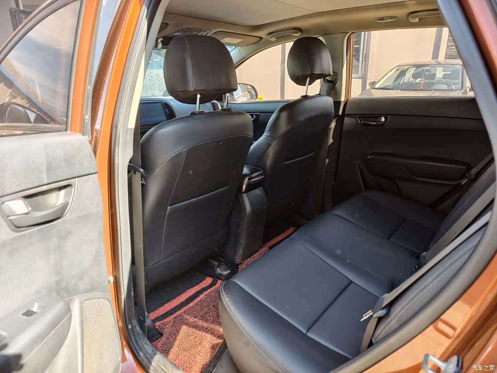 Kia KX3, 2017 12