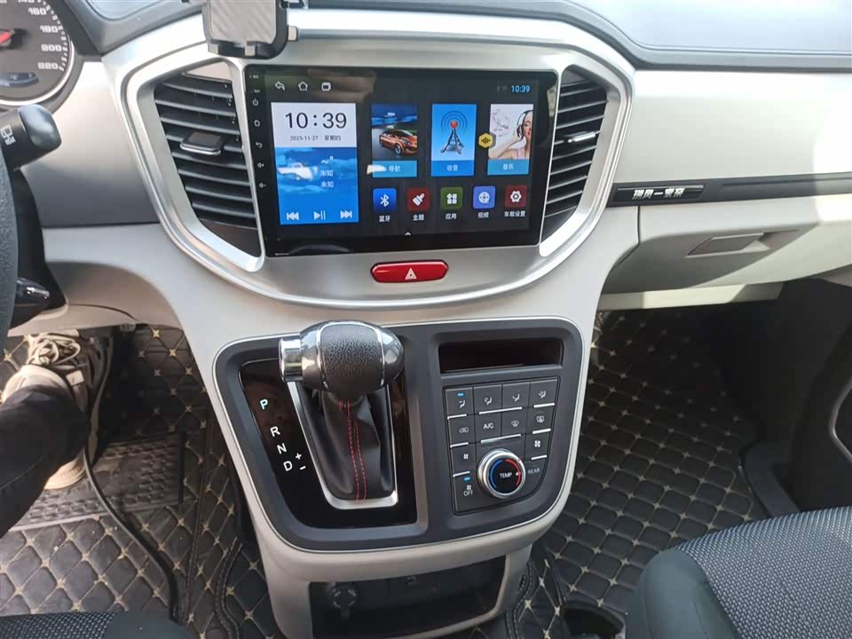 JAC Refine Ruifeng M4