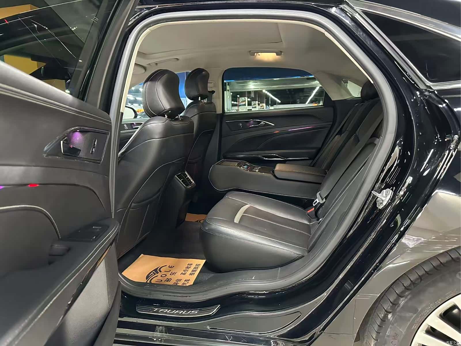 Ford Taurus, 2019 6