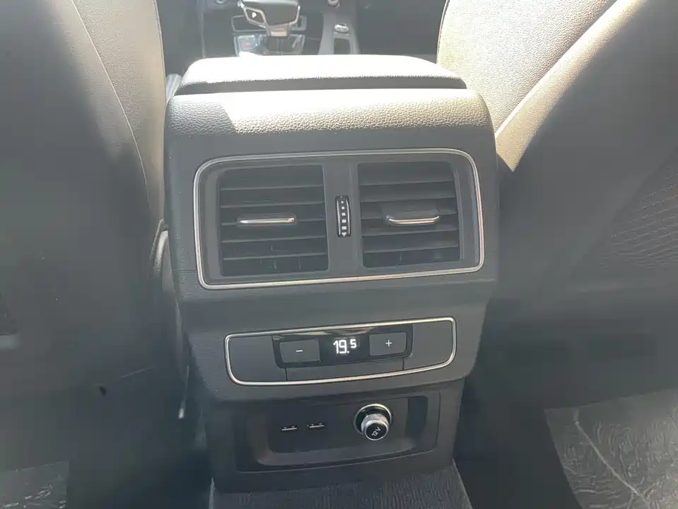 Audi Q5L Audi Q5L